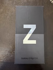 Samsung Galaxy Z Flip3 5G Cream 128GB, Verizon, SM-F711U