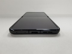 Motorola Razr 2024 256GB Gray XT2453-3 (T-Mobile) Fully Functional DG2896