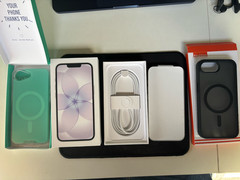 Apple iPhone 17e White Factory Unlocked Dual eSIM 256GB/8GM RAM