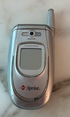 Samsung SPH-A680 Color Display Dual-Band Tri-Mode Built-in Camera Cellular Phone