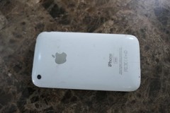 Apple iPhone 3GS – 32GB – white (AT&T) A1303