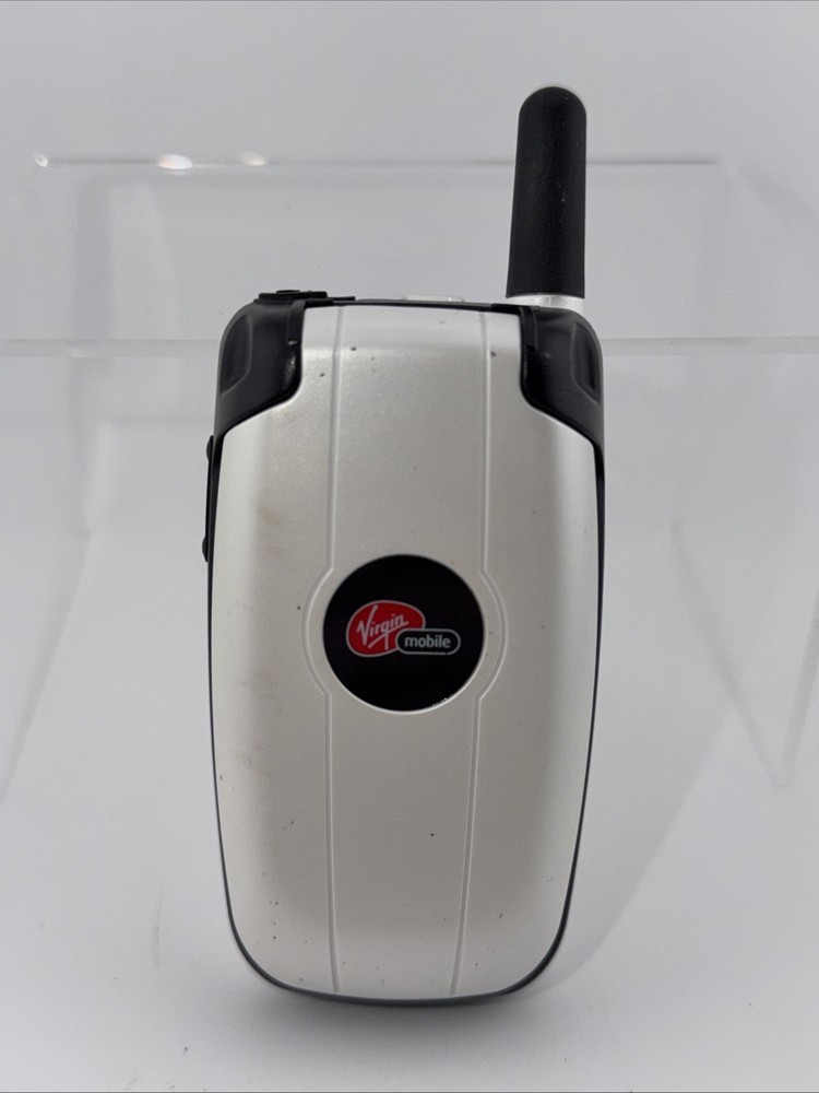 Kyocera Virgin Mobile White & Black Wireless Color Screen Cellular Flip Phone