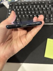 Samsung S20 FE 5g (Read Description)