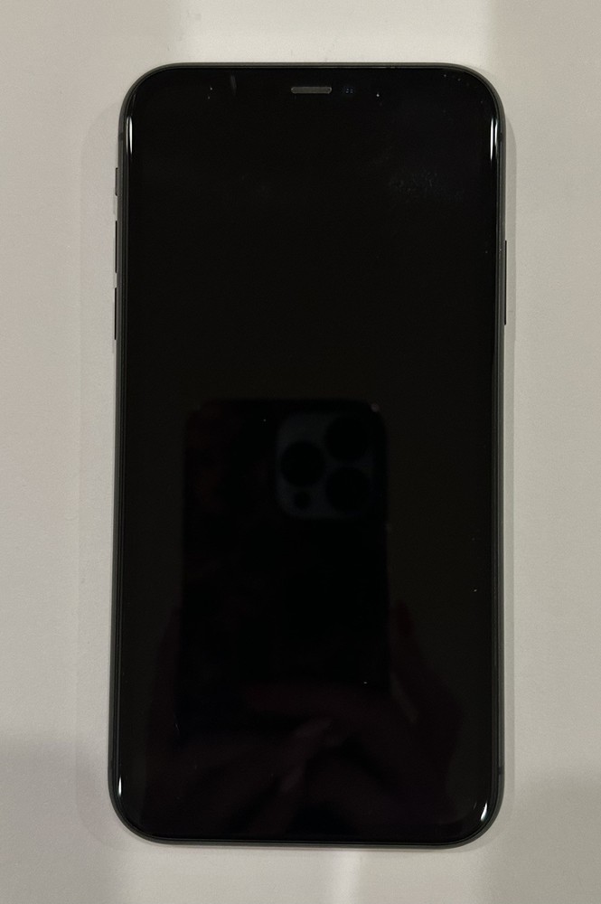 Apple iPhone 11 MHC43 LL/A 64GB Factory Reset Verizon No Sim Card