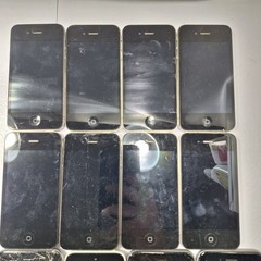 (12) Apple iPhone 4 8GB Black Model A1332 For Parts A1549 A1532 A1688