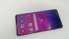 Samsung Galaxy S10 SM-G973U Cellphone (Black 128GB) T-Mobile Cracked Rear
