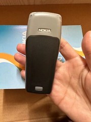 Nokia 1100 Classic Unlocked 2G GSM 900/1800MHz cellphone +1 Year WARRANTY