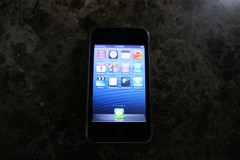 Apple iPhone 3GS – 32GB – white (AT&T) A1303
