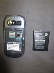 PANTECH BREEZE IV (AT&T) 256MB 3G GSM CELLULAR FLIP PHONE P2050 ORIGINAL BOX
