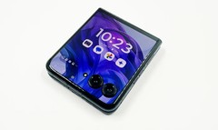 Motorola Razr 50 Ultra XT2451 256GB 12GB Unlocked Black Good Condition