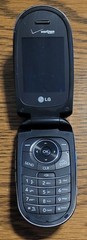 LG VX8350 – Gray and Black ( Verizon ) Cellular Flip Phone – Extended Life