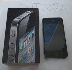 Apple iPhone 4 Black 32GB A1332 MC319LL/A for AT&T In-Box – Excellent Condition