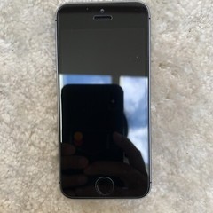 Apple iPhone SE – 16GB – Silver (TracFone) A1662 (CDMA + GSM)