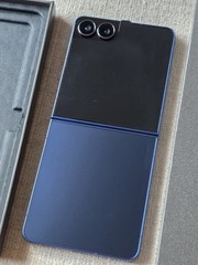 Samsung Galaxy Z Flip 7 5G 256GB – Blue Color (T-Mobile Only) – Open Box New