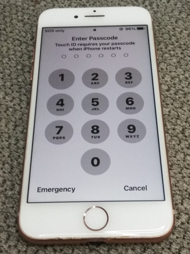 Apple iPhone 8 ROSE GOLD ( EXCELLENT COSMETIC & BATTERY CONDITION) READ