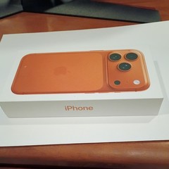Apple iPhone 17 Pro – 256 GB – Cosmic Orange (Unlocked)
