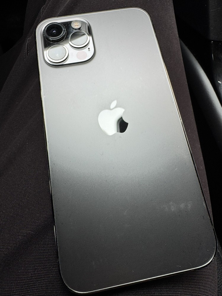 Apple iPhone 12 Pro – 128 GB – Gray (Unlocked) With Tik Tok, Canada