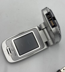 Sony Ericsson Z500a – Urban Gray ( Cingular ) Rare Cellular Flip Phone