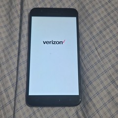Samsung Galaxy J7 (2018) 16GB Verizon Android Bar Smartphone Micro USB Black