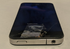 Apple iPhone 4 (16GB) (A1332) – Black (AT&T) READ DESCRIPTION!!
