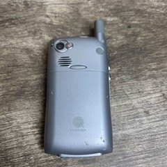 PalmOne Treo 650 Bluetooth 0.3MP Pixel 2.4&Prime; Color Screen Cingular Cellular Phone