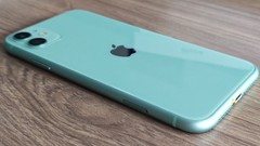 Apple iPhone 11 Unlocked- 64/128/256 GB Boxed With Accessories Random Color