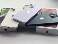 Apple iPhone 14 128/256G Unlocked Color random 6.1&Prime; 12MP Good Condition