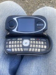 Kyocera Strobe Switch Back Keyboard Cell Phone 3G Qualcomm 2000s Untested Parts