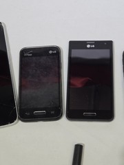 Lot of 9 Mixed Cell Phones & Accessories LG Samsung Ericsson – For Parts