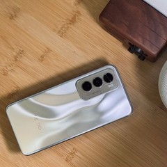 Oppo Reno12 5G 6.7&Prime; 50MP Android 14 Google Mediatek Dimensity 7300 Energy