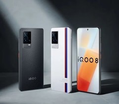 vivo iQOO 8 5G 6.56“ 50MP 256GB Android 11 Snapdragon 888 5G 4350mAh unlocked