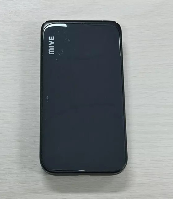 Original ALT MIVE Style Folder (AT-M120) 32GB Unlocked LTE/3G Android 12 Phone
