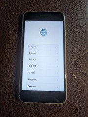Apple iPhone SE (2022) – 64 GB – Starlight (Unlocked) Grade A+