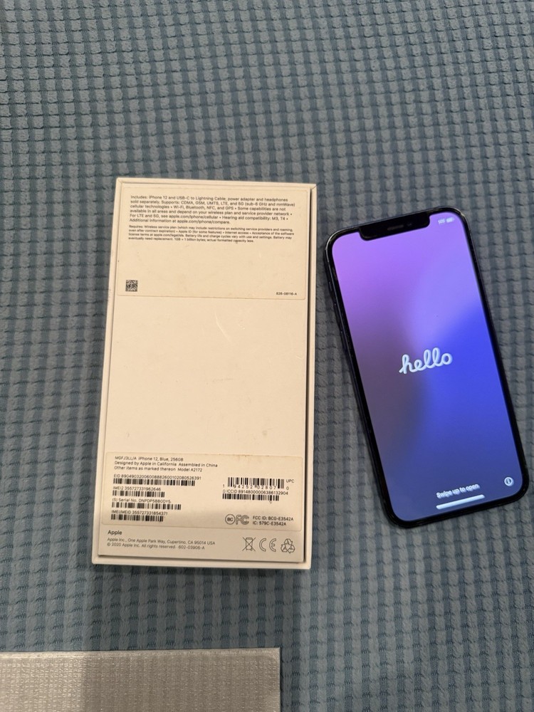 Apple iPhone 12, 256GB – Fully Unlocked – Used Very Good With Original Box