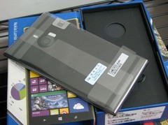 Unlocked Original Nokia Lumia 1520 6&Prime; 3G&4G Wifi NFC Wireless Charging 16GB 20MP