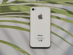 90%N ew Original Apple iPhone 4/4s 8/16/32/64GB Fully UNLOCKED Black/White GOOD