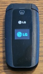 LG 440G / LG440G – Black ( TracFone ) Cellular GSM Flip Phone