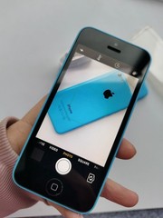Original Apple iPhone 5c (Unlocked) NEW BATTERY-8 GB-16 GB-32GB – Blue & white