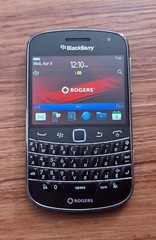 BlackBerry Bold Touch 9900| 8GB | QWERTY | WiFi| GPS | NFC | MicroSD – Good Cond