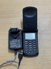 Motorola Startac 85 Vietnam Gold 1997 GSM 900 Con Caricabatteria 100% Originale