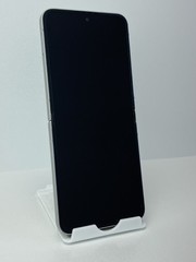 Samsung Galaxy Z Flip6 SM-F741U1 256GB White Unlocked device Clean ESN