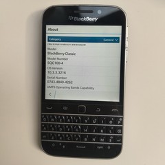 BlackBerry Classic Q20 3.5&Prime; 8MP16GB 2GB RAM black LOT