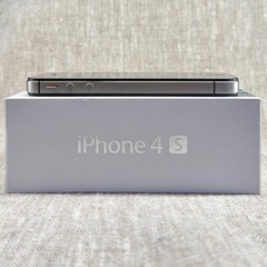 Apple iPhone 4S 8GB Black Smartphone Unlocked iOS 7.0.6 Complete Box CIB A1387