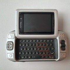 Sharp Sidekick 2 II PV100 Gray Silver T-Mobile Hiptop Smartphone Untested RARE