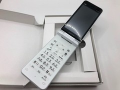 KYOCERA KYF42 GRATINA KEITAI Android Flip phone White colar unlocked JP New