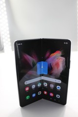 Samsung Z Fold3 512GB Black Unlocked – LCD Dead – Dead Pixel – Scratches
