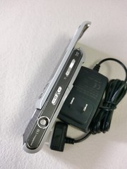 Sony Ericsson C905 160MB 2G 3G GSM / HSPA unlocked mobile phone