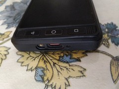 Sonim XP8 XP8800 Dual-SIM 64GB IP68/IP69 ((GSM and CDMA Fully Unlocked))