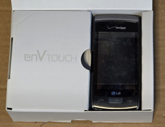 LG enV Touch VX11000 – Black and Silver ( Verizon ) Cellular Phone – 2009