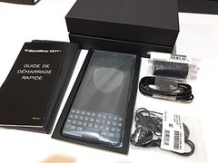 Unlocked BlackBerry KEY2 LE 32GB Single SIM 4.5 in Android Smartphone New Sealed